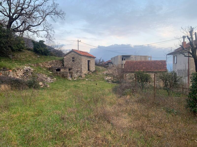 Land for sale in Herceg Novi #243077