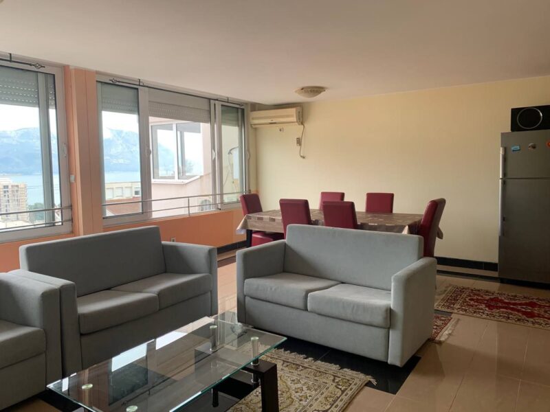 Rent a spacious one-bedroom apartment in a quiet area Babin Do #311506