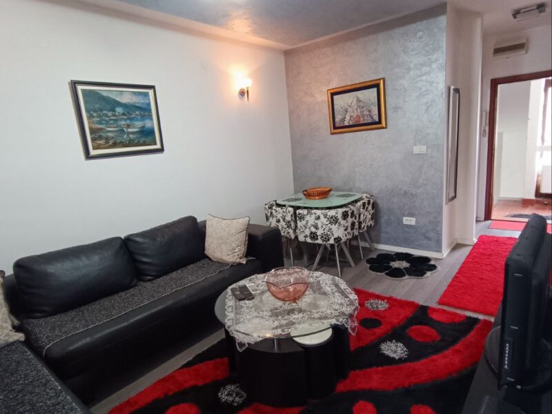 Apartment for sale in Budva near the old school #103024