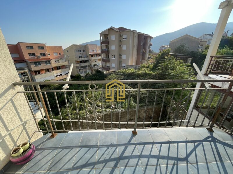 For sale one bedroom apartment in Budva, Lazi area, quiet area