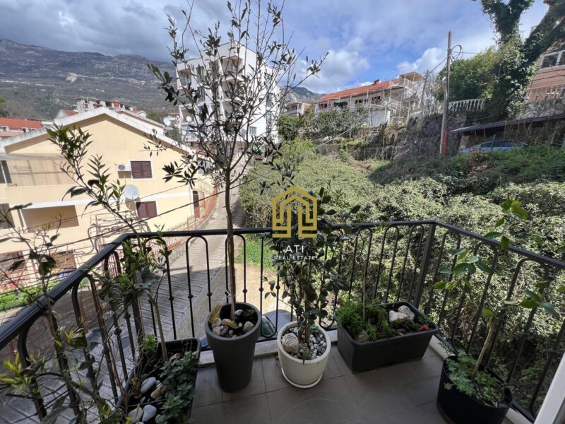 Modern 1 bedroom apartment in Becici for sale