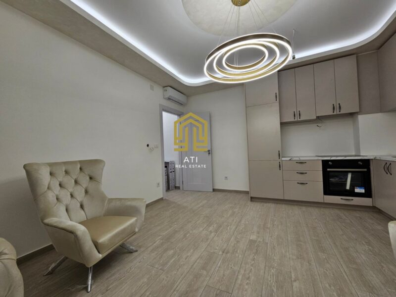 Modern one bedroom apartment for sale in a new building in Becici Apartment