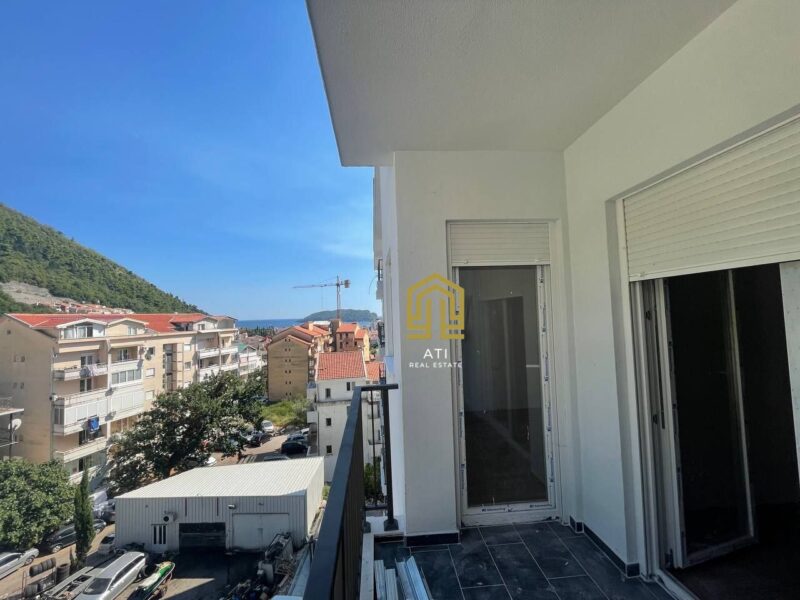 Sale of apartment in Budva in a new building