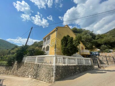 House for sale in Budva House