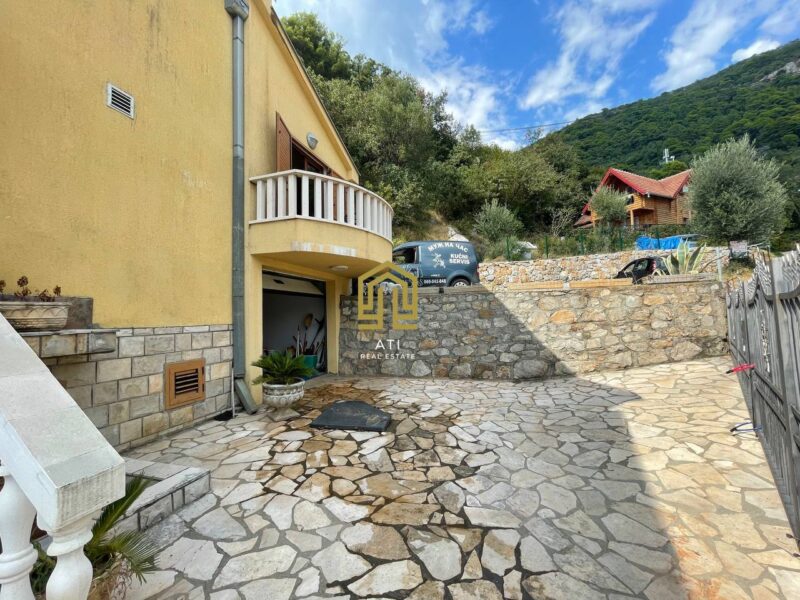 House for sale in Budva House