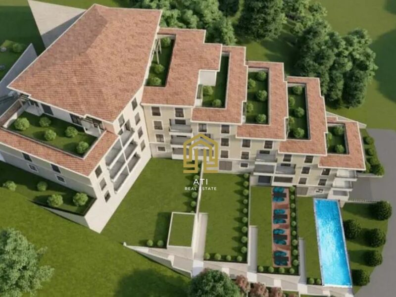 One-bedroom apartments for sale in a house under construction in Becici