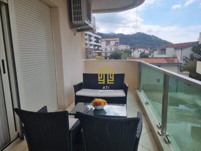 For sale a spacious 2 bedroom apartment in a new complex in Becici