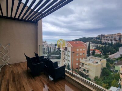 Double penthouse for rent in Becici, Del mar